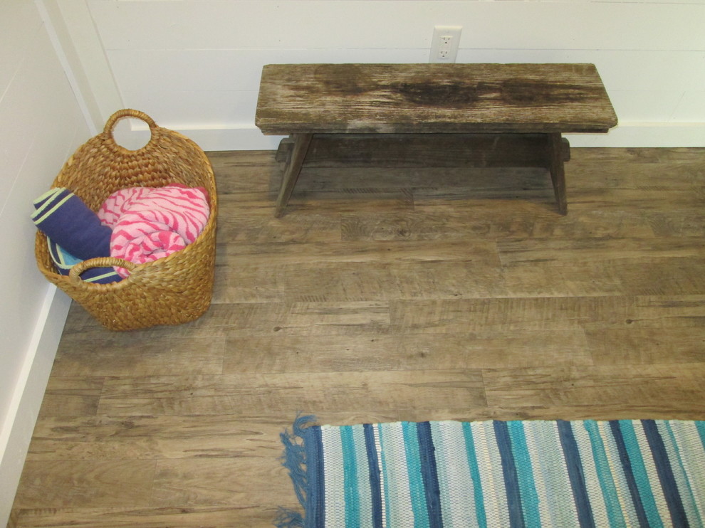 Home design - beach style home design idea in Indianapolis