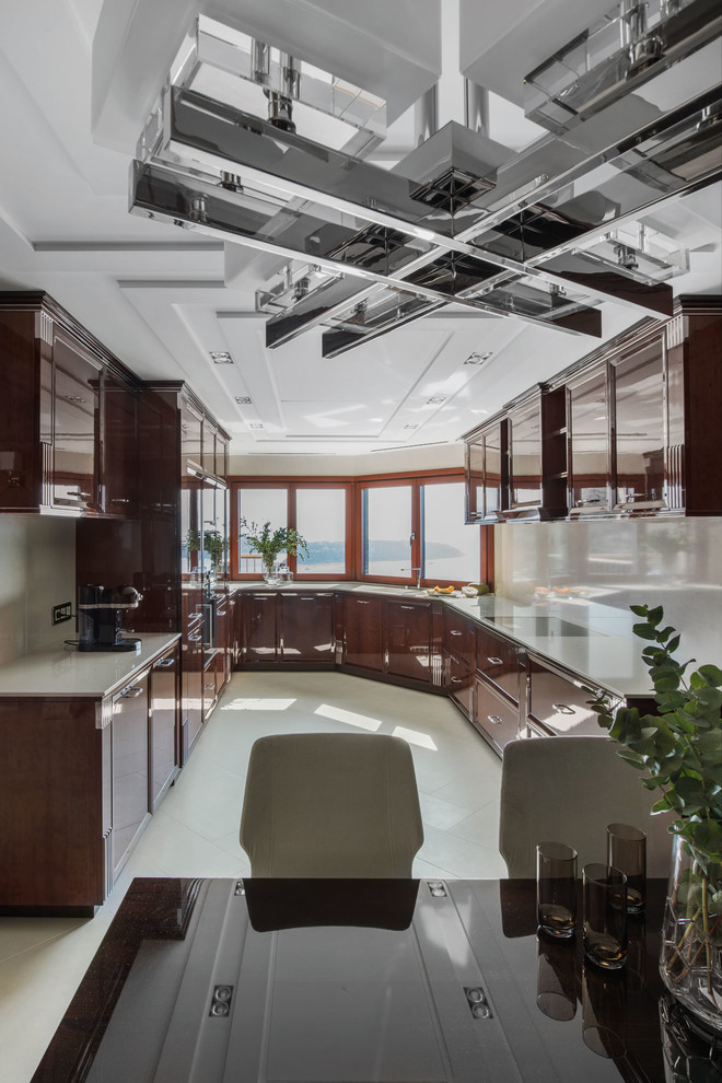 Квартира с террасой у моря