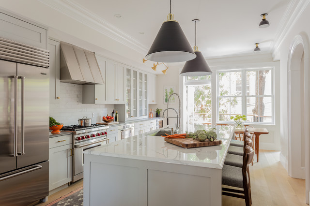 Complete Home Redesign nyklassisk-koekken