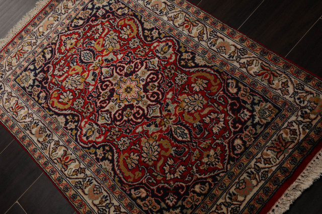 2'1''x3' Hand Knotted Silk 350 KPSI Isphan Area Rug, chinese red Color ...