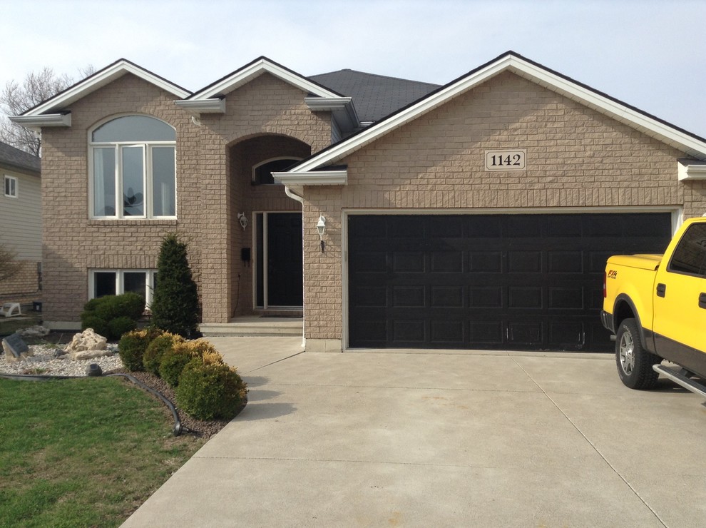 Considering a white front door and garage. Good choice?