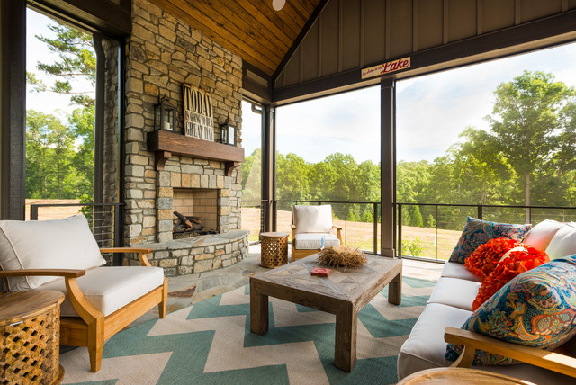 The Retreat at Falls South rustico-porche