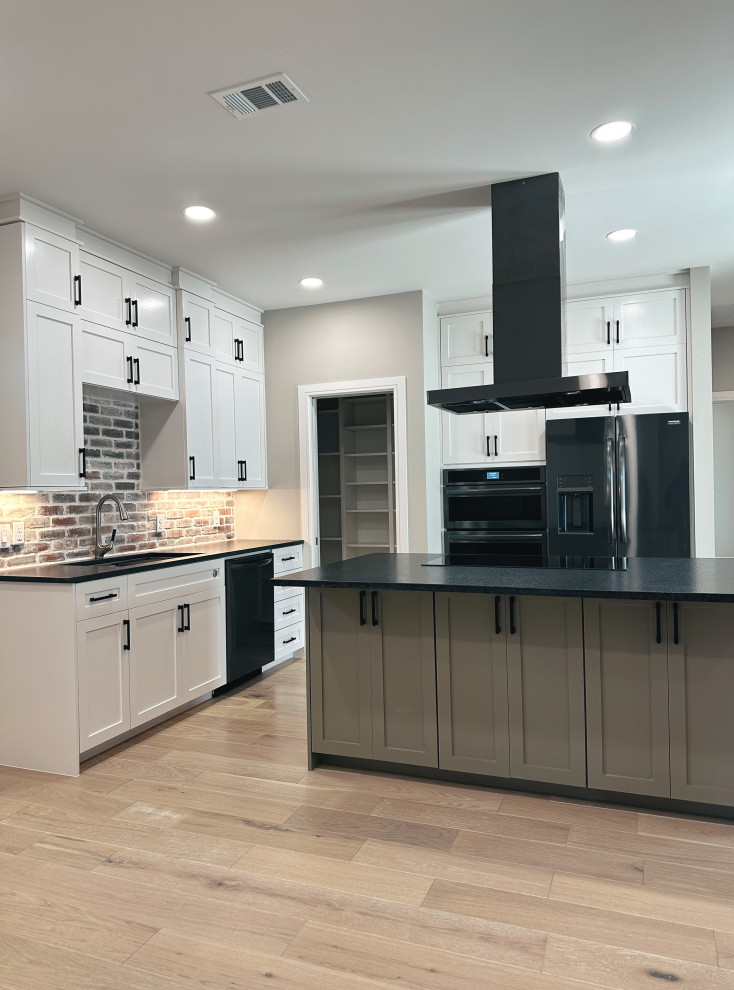CUSTOM KITCHENS