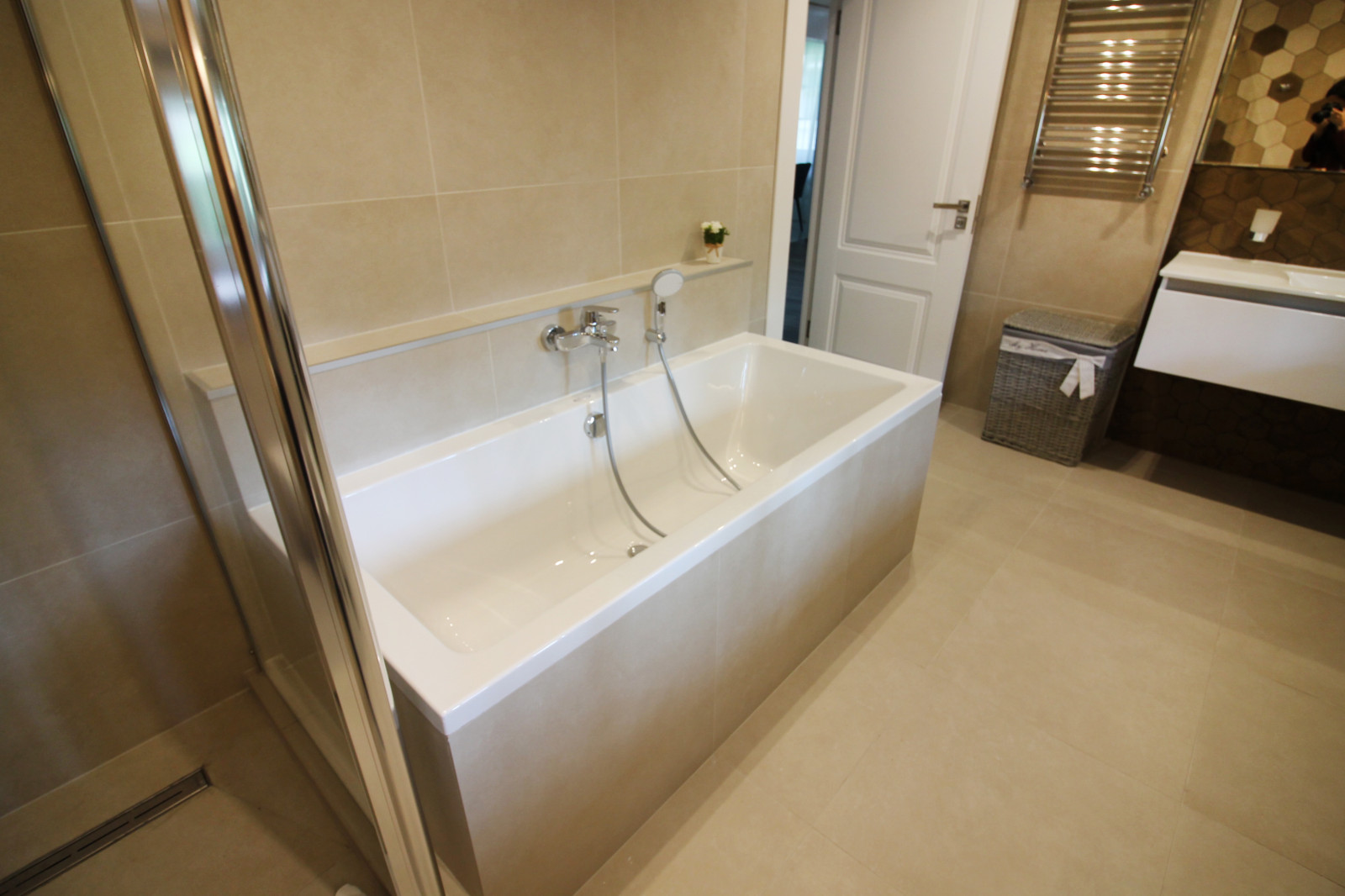 Срубовой коттедж 38 в п.Рощино, Ленинградская обл. Царство-Королевство