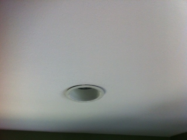 Recessed light trim not flush against ceiling