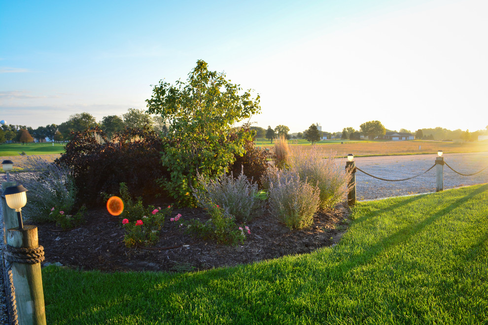 Design ideas for a rustic landscaping in Omaha.