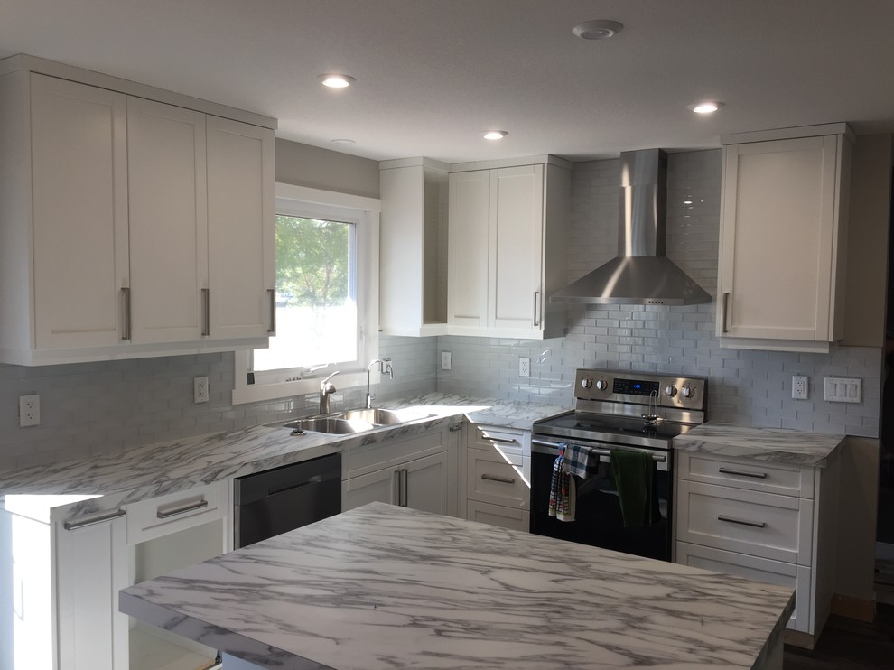Kitchen - contemporary kitchen idea