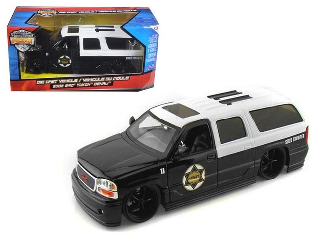 gmc yukon diecast