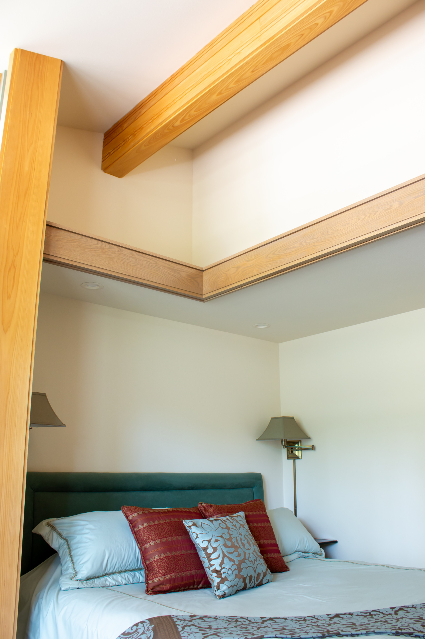 Frank Lloyd Wright Inspired Interior (Corcoran)