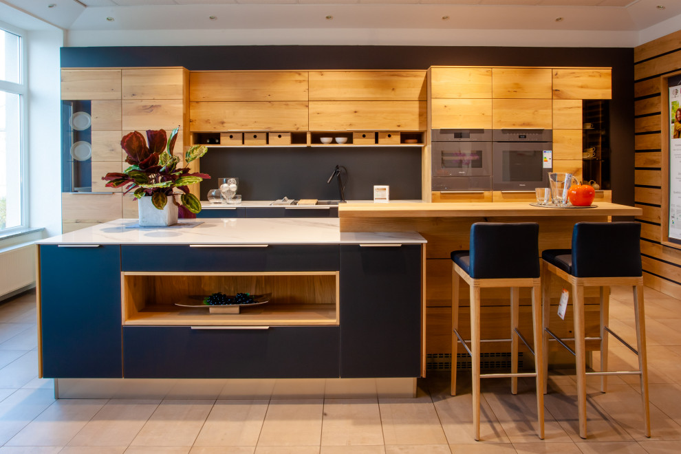Musterküche Asteiche massiv - Contemporary - Kitchen - Leipzig - by ...