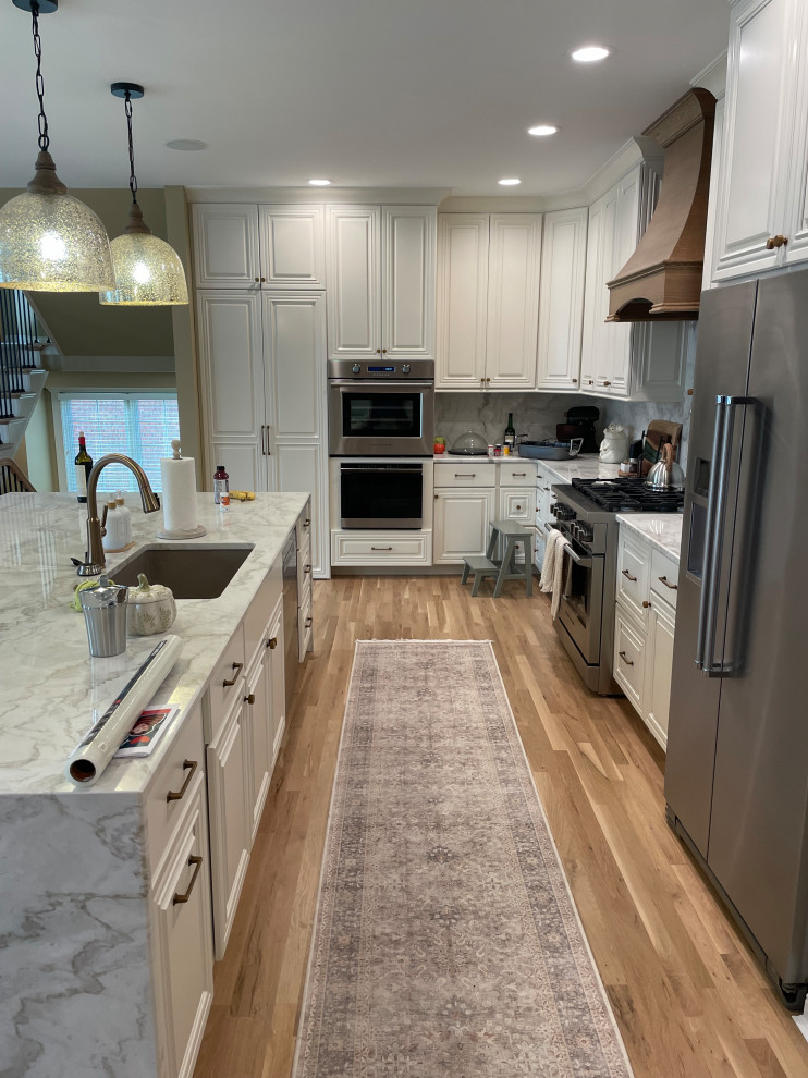 Custom Kitchen Cabinetry, Bar, Island, and Great Room