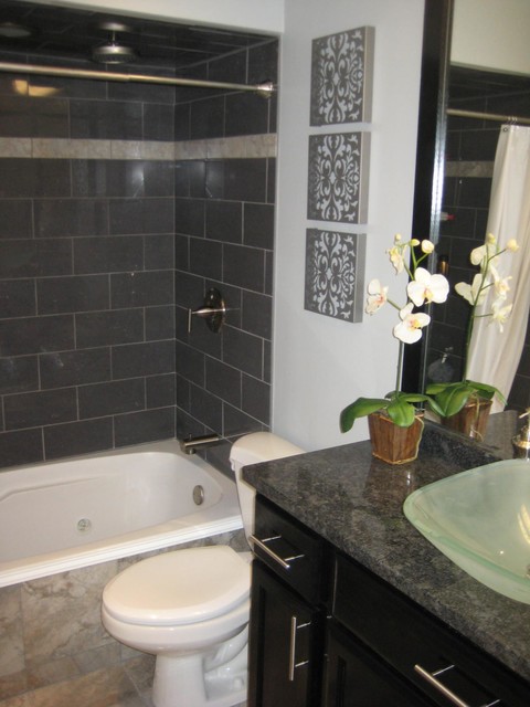 Kitchen & Bath Remodels klassisch-badezimmer
