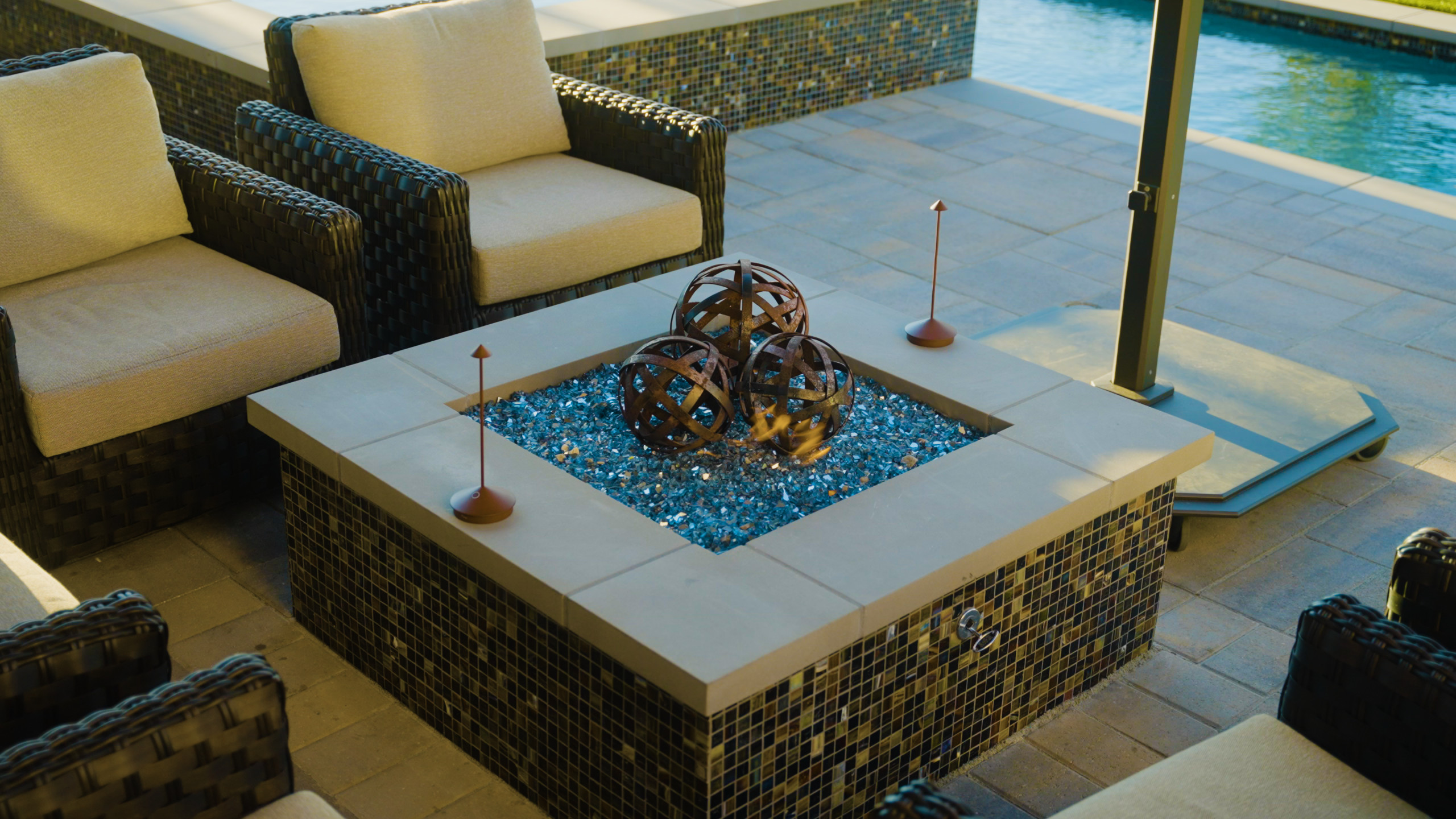 Modern Hillside Pool & Spa