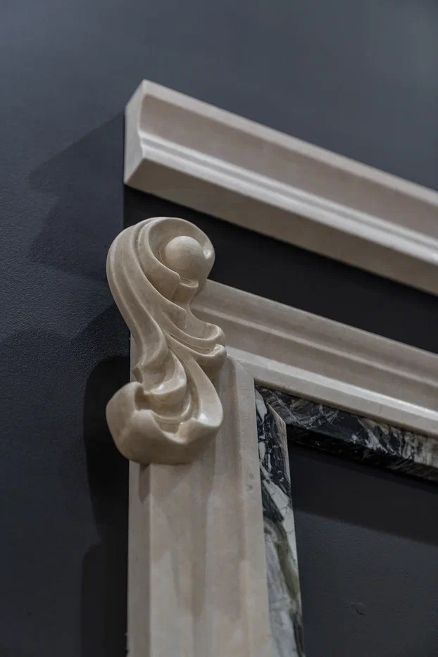 Выставка MosBuild 2023. Барельефы и молдинги из натурального камня от Q-Style.