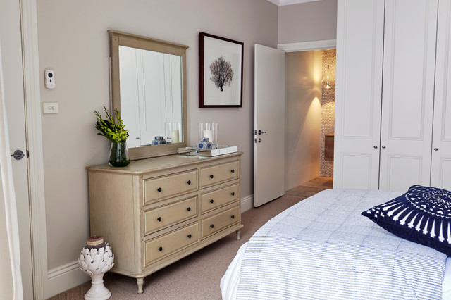 Master bedroom trendy-sovevaerelse