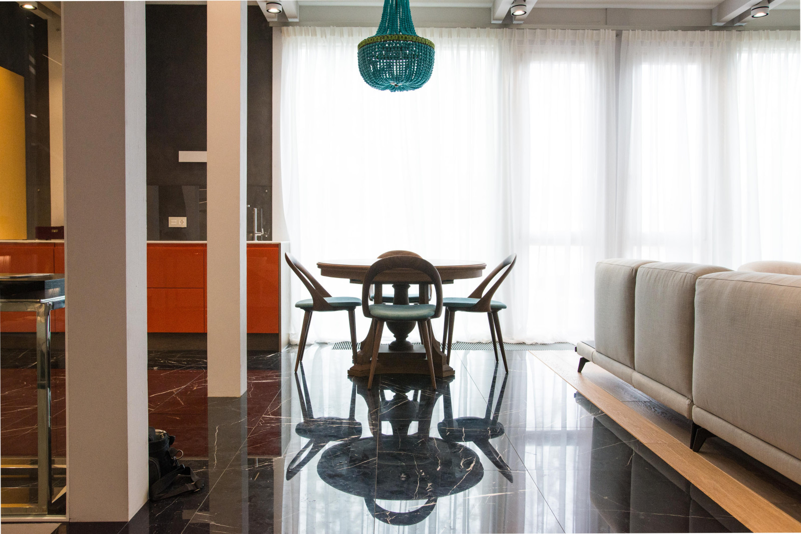 istHILLS бассейн в Подмосковье dcCONSTRUCTIONS.RU