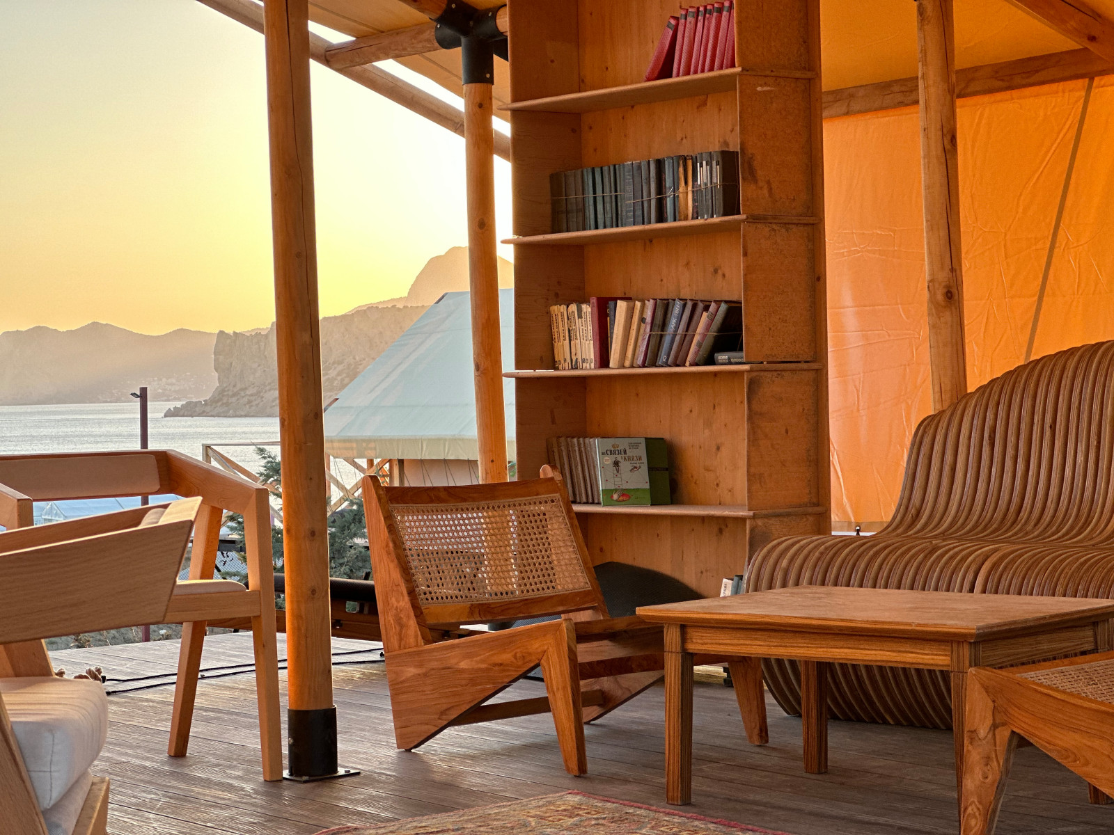 "Слон в удаве" Бухта Капсельская, Крым.