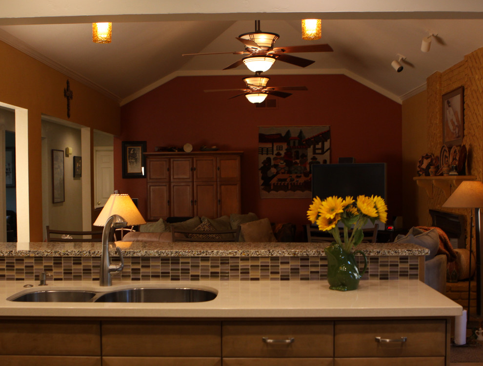 Home design - transitional home design idea