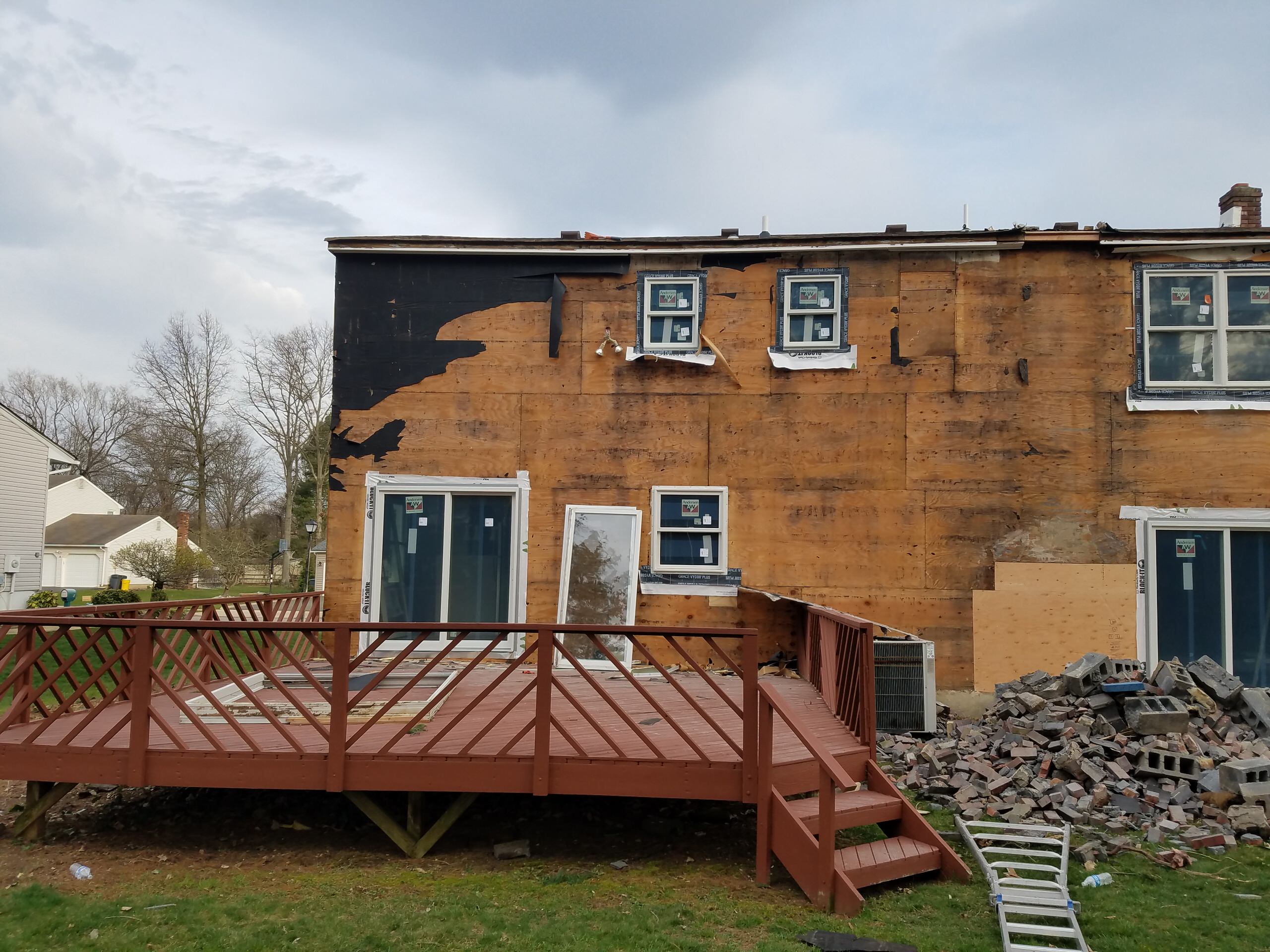 New Windows, Vinyl Siding, and Gutters at Gunpowder Drive in East Brunswick, NJ