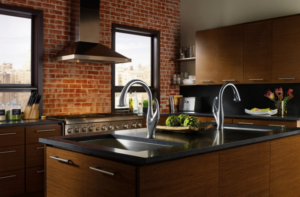 Example of a transitional kitchen design in Phoenix