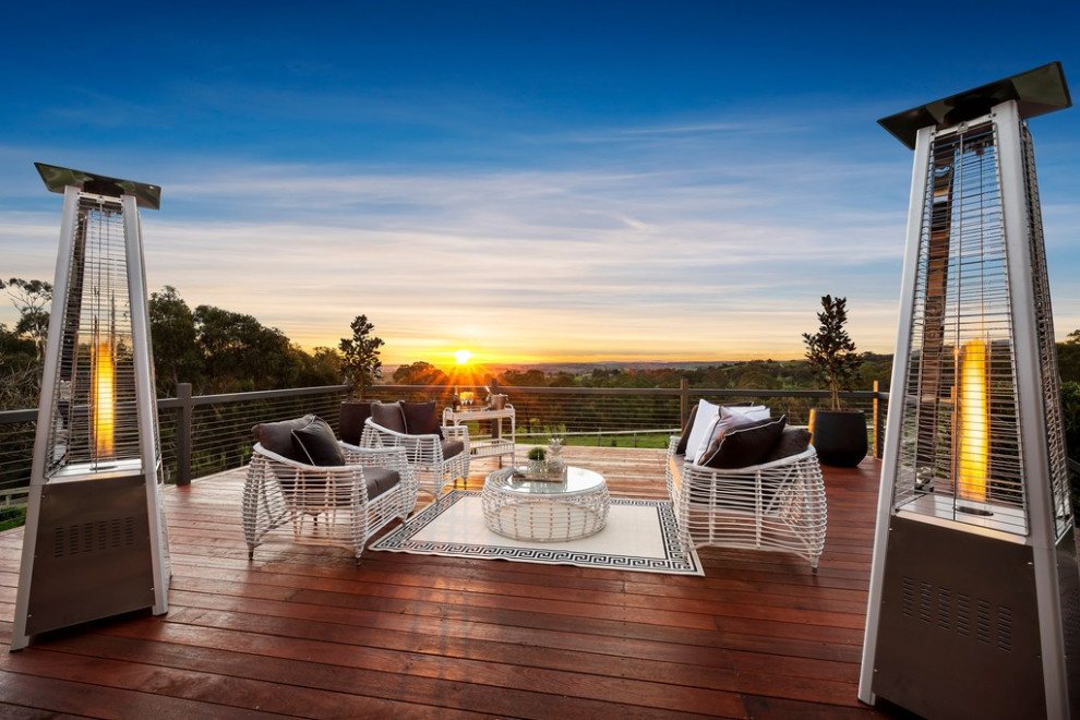 Photo of a traditional deck in Melbourne.