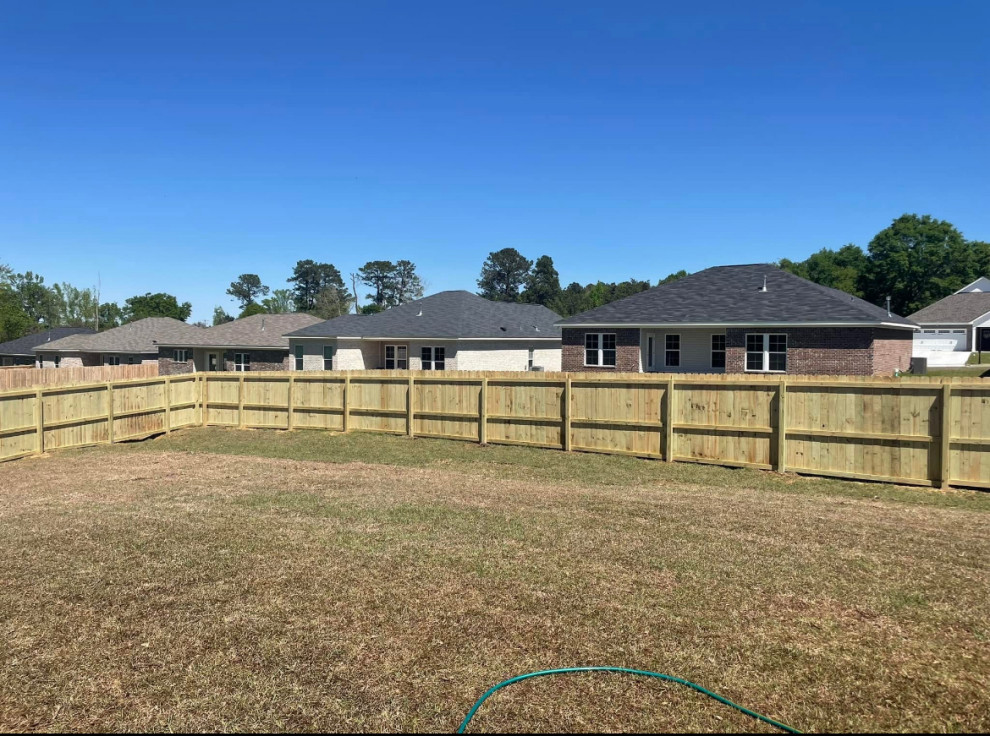 Hidden Lake Privacy Fence