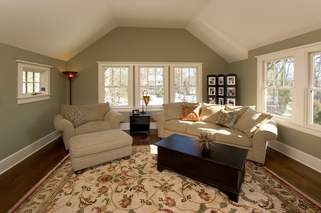 Master Suite Sitting Room With Vaulted Ceiling Craftsman