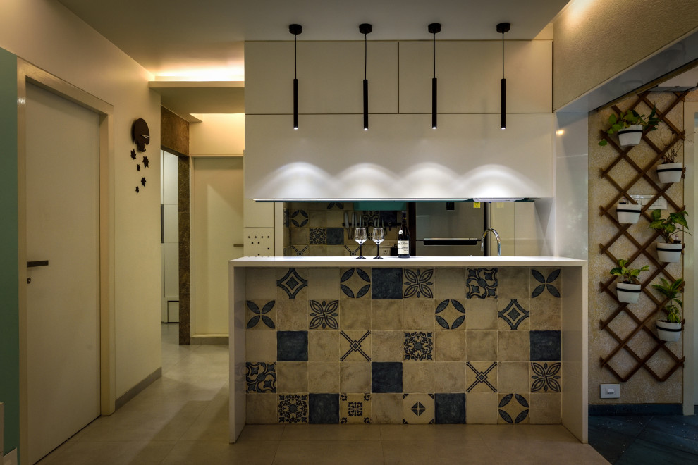 Photo of a contemporary kitchen in Mumbai.