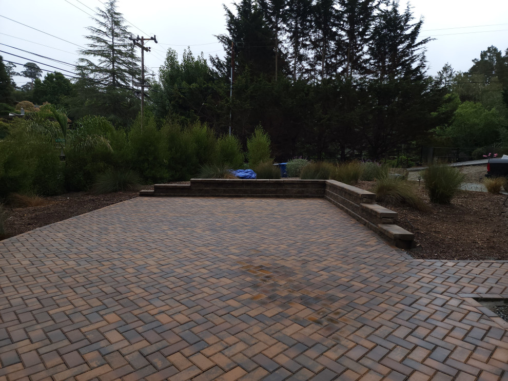 Paver Patio and Retaining Wall
