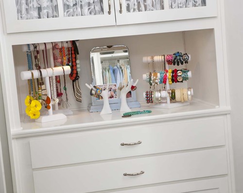 dresser top organization