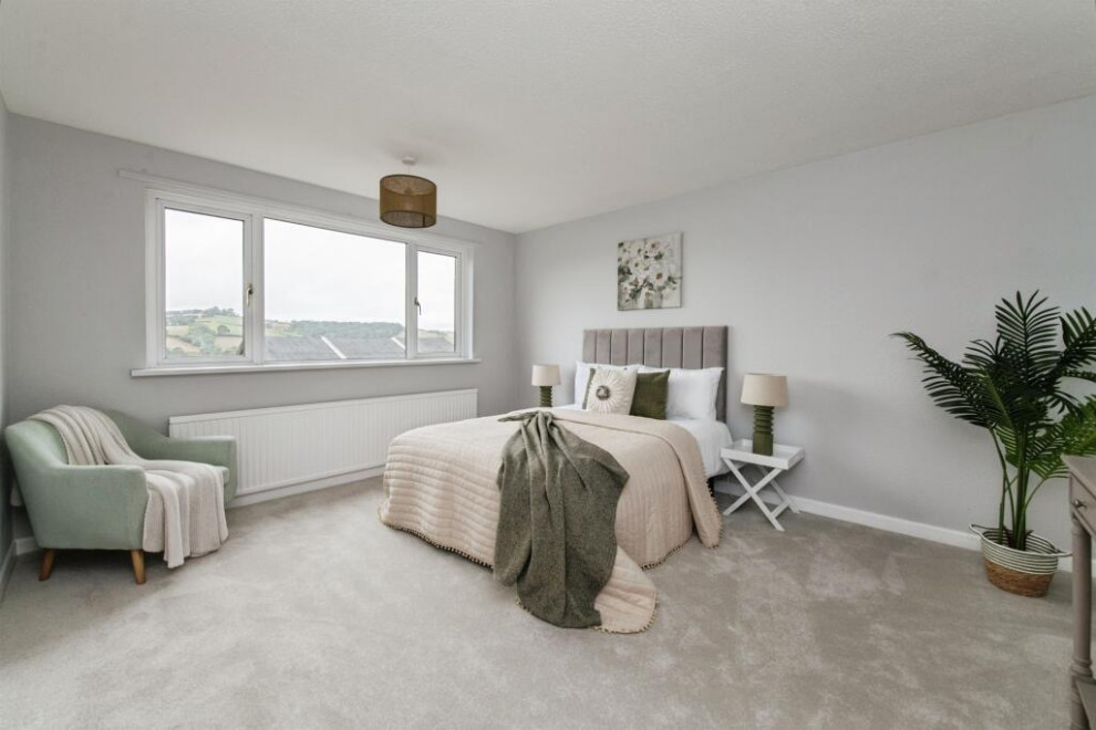 4 Woodleigh Close - Stage To Sell