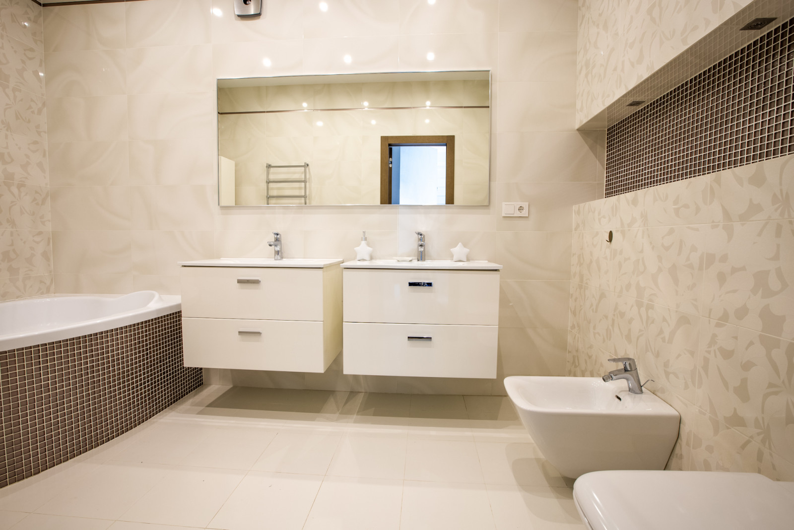 Дизайнерский ремонт таунхауса