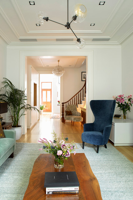 E 84th modern-wohnbereich