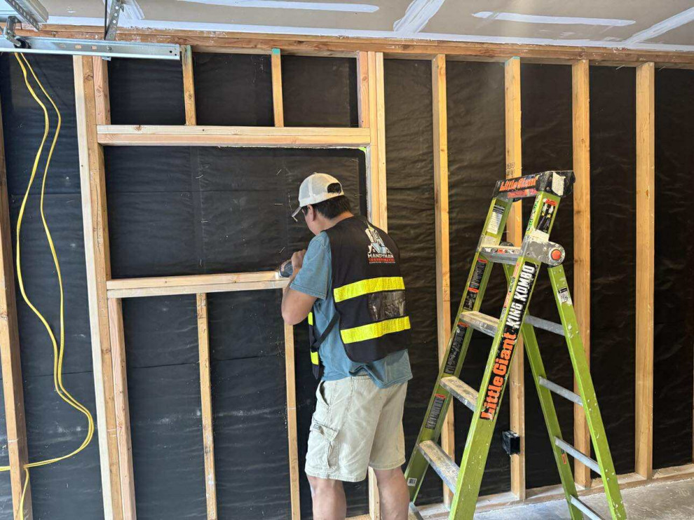 Seattle Remodeler Keeps Team and 30+ Subs in Sync and 2X’d Project Capacity with Houzz Pro