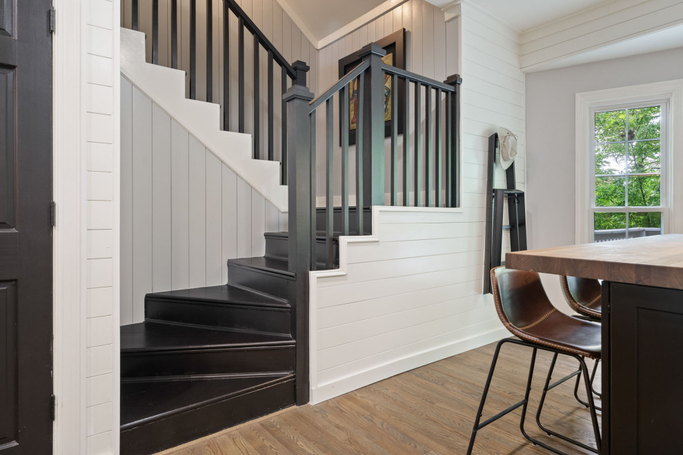 1950 River Way Drive