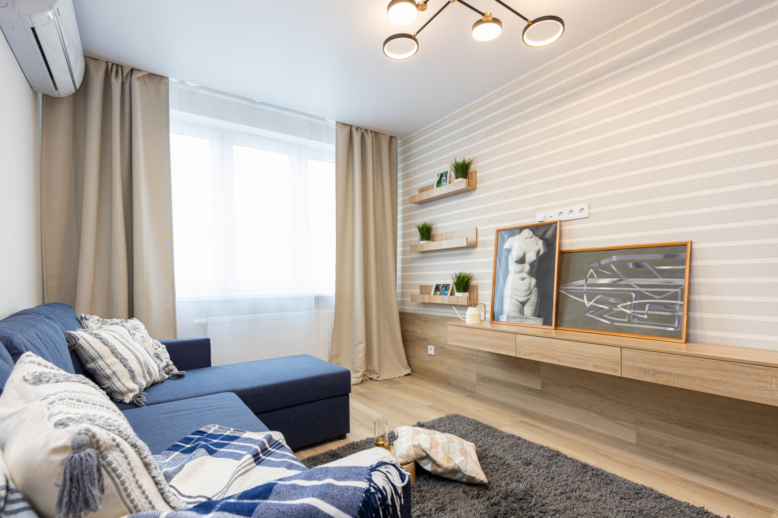 "Двушка" для программиста и художницы