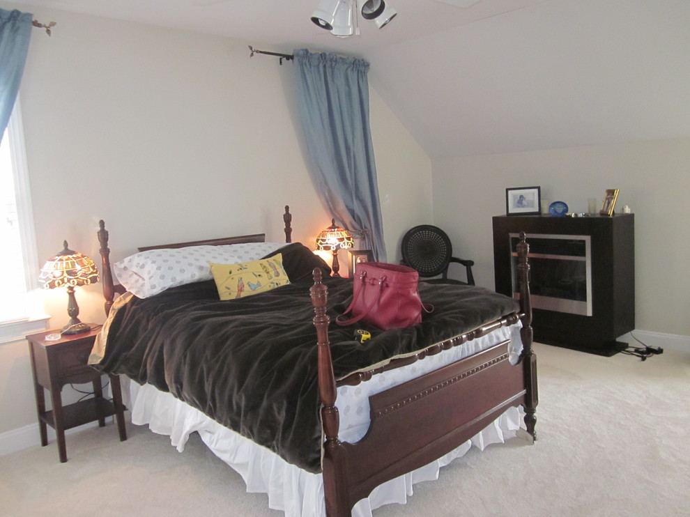 B Master Bed