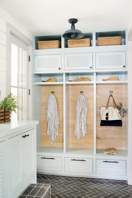 COASTAL CUSTOM transitional-entry