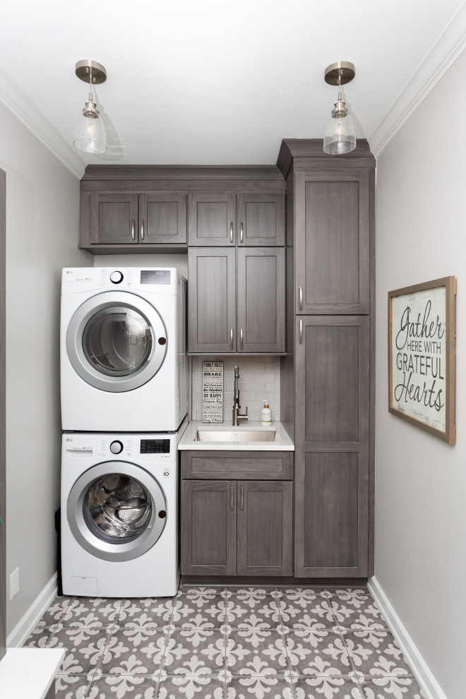 Inspiration for a traditional laundry room in Raleigh.