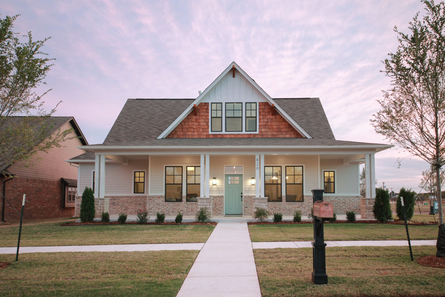 URBAN FARMHOUSE Farmhouse Oklahoma City by McAlister Construction