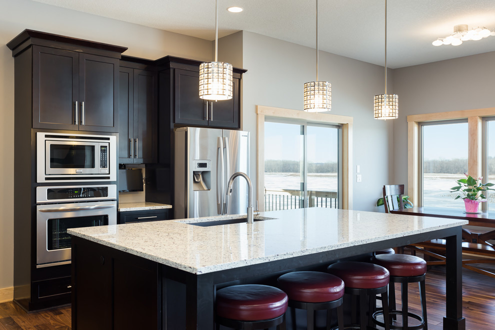 Kitchen - transitional kitchen idea