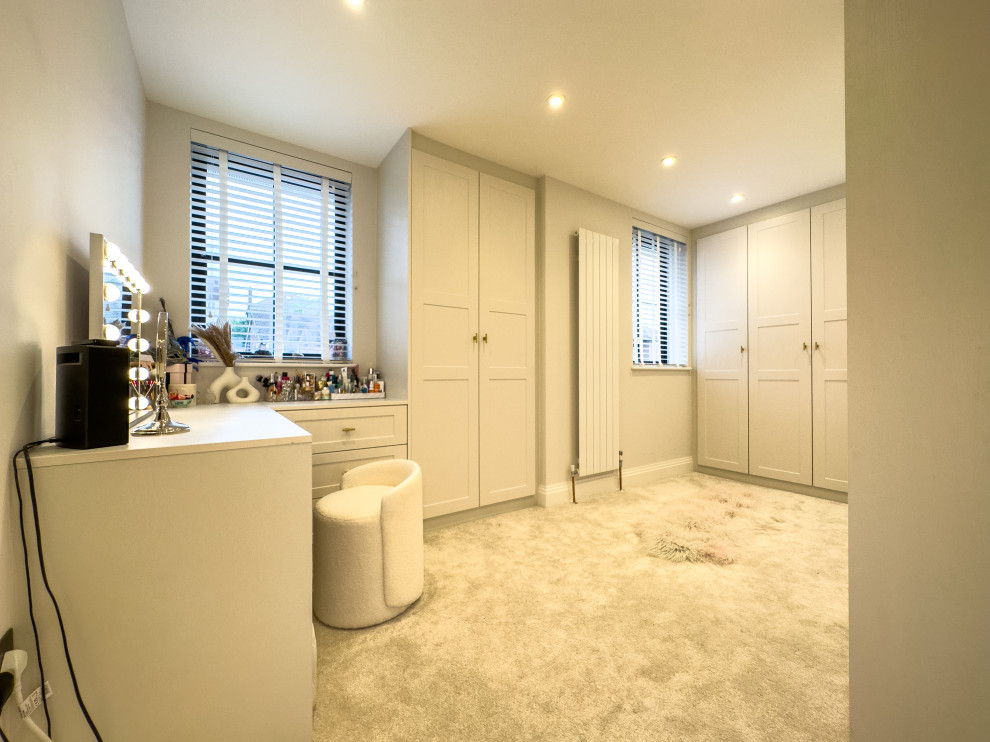 This is an example of a wardrobe in Hertfordshire.