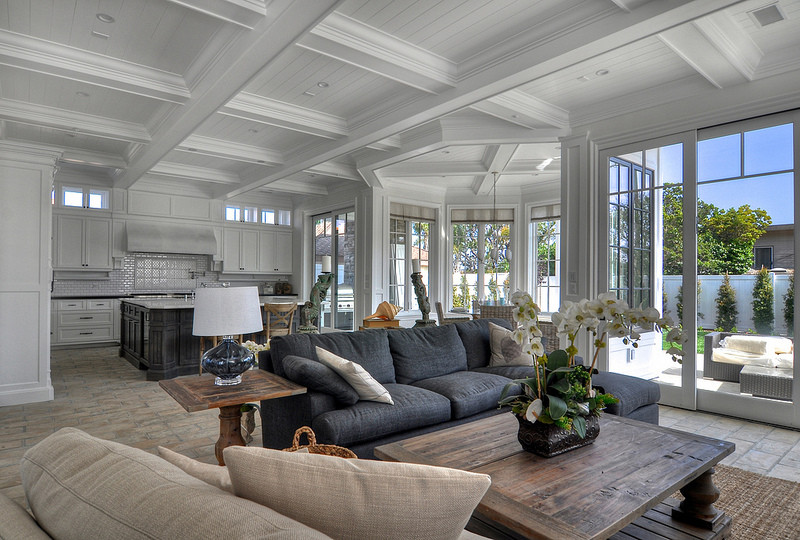 Country family room in Los Angeles.