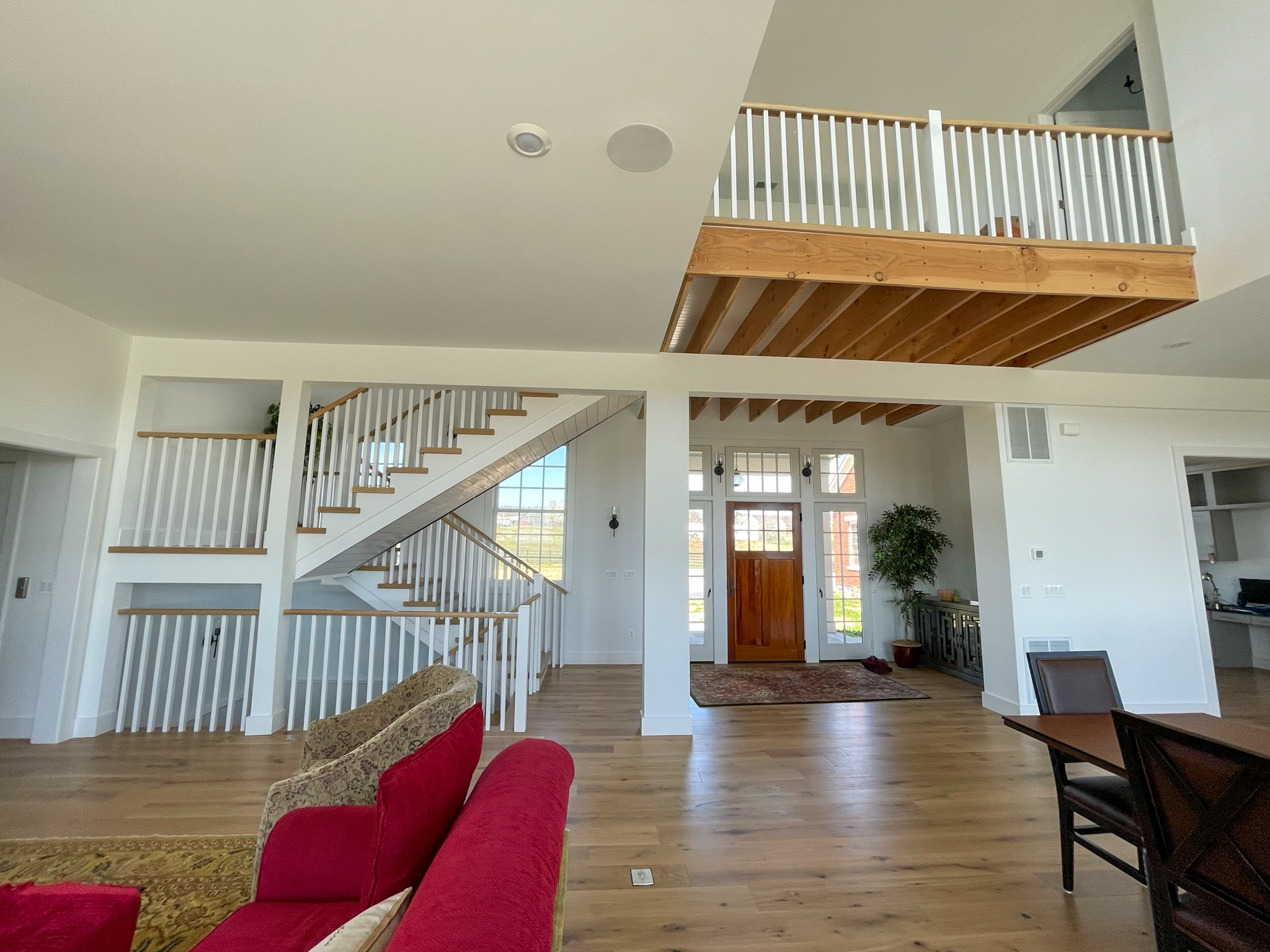 91_U-Shaped Floating Staircase Surrounded by Bucolic Mountain Views, Winchester,