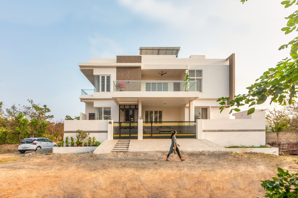 Design ideas for a contemporary exterior in Chennai.