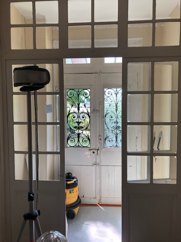 Rénovation décoration d'une maison de maître, entrée, cage d'escalier, cuisine