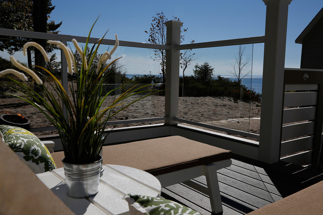 The Beach Club Deck coastal-deck
