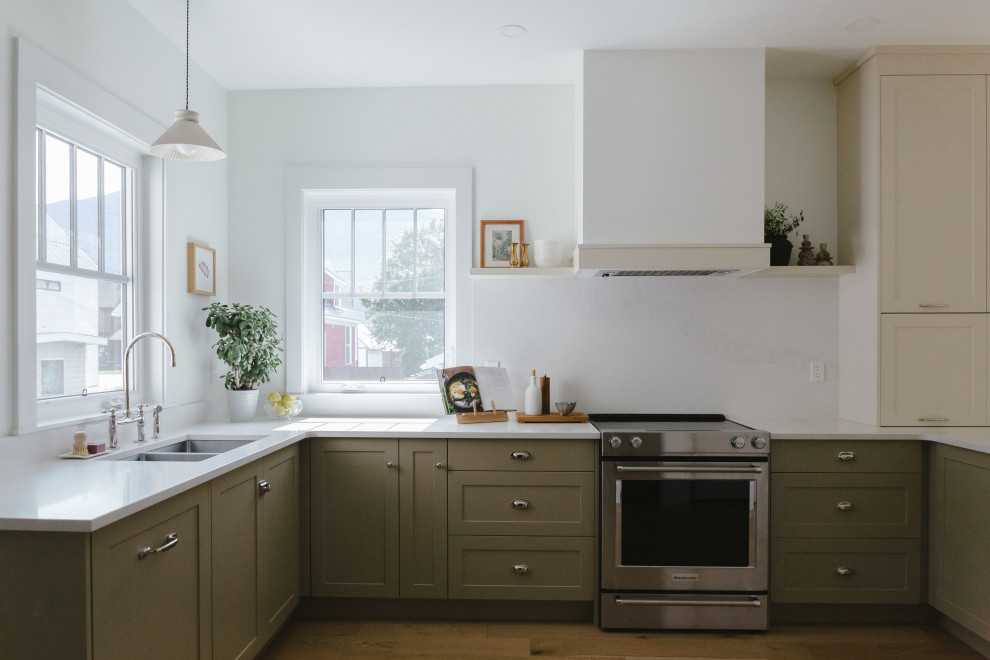 Example of a transitional kitchen design in Vancouver