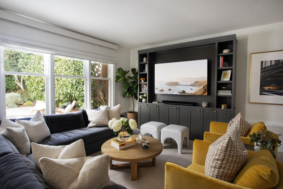 Family room - transitional family room idea in San Francisco