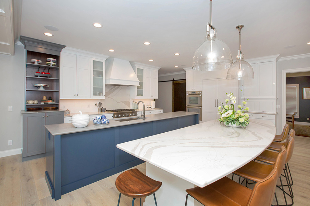 Inspiration for a transitional kitchen remodel in Cincinnati
